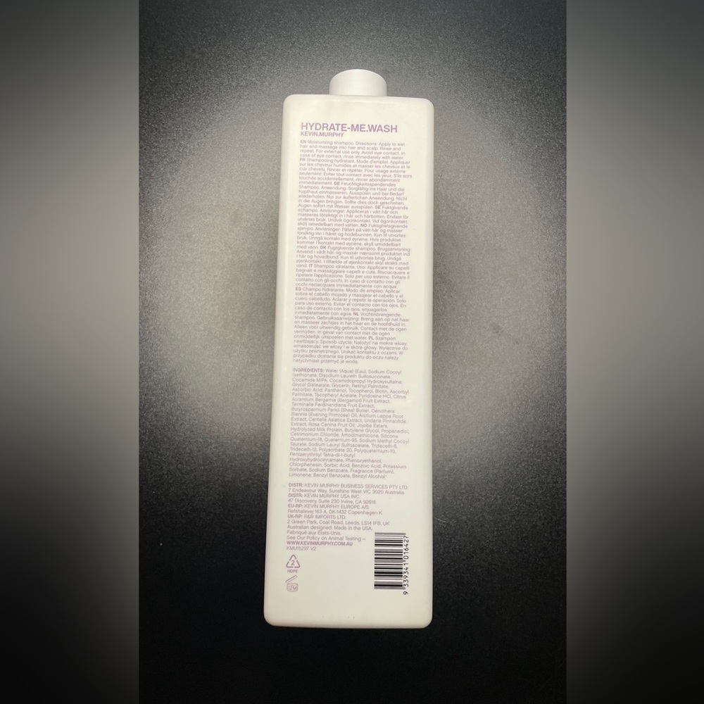 Kevin Murphy HYDRATE-ME.WASH
KAKADU PLUM ENRICHED MOISTURE SHAMPOO